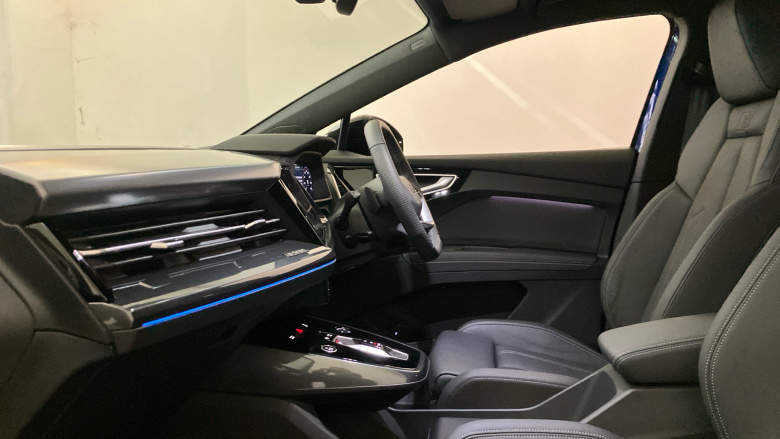 Audi Q4 e-tron 210kW 45 82kWh Black Edition 5dr Auto [Tech Pack] Electric Estate